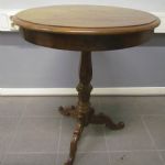 673 2260 PEDESTAL TABLE